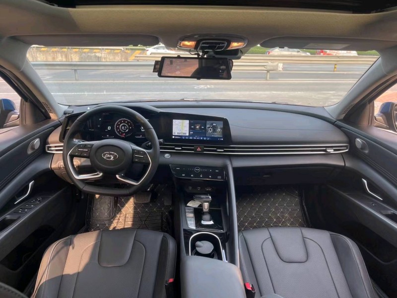 佛山22年现代伊兰特8