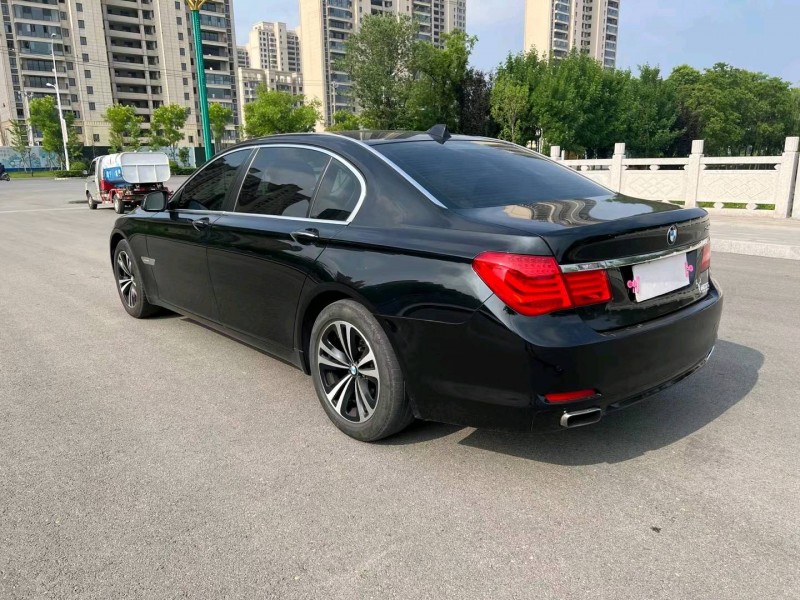 徐州10年宝马7系4