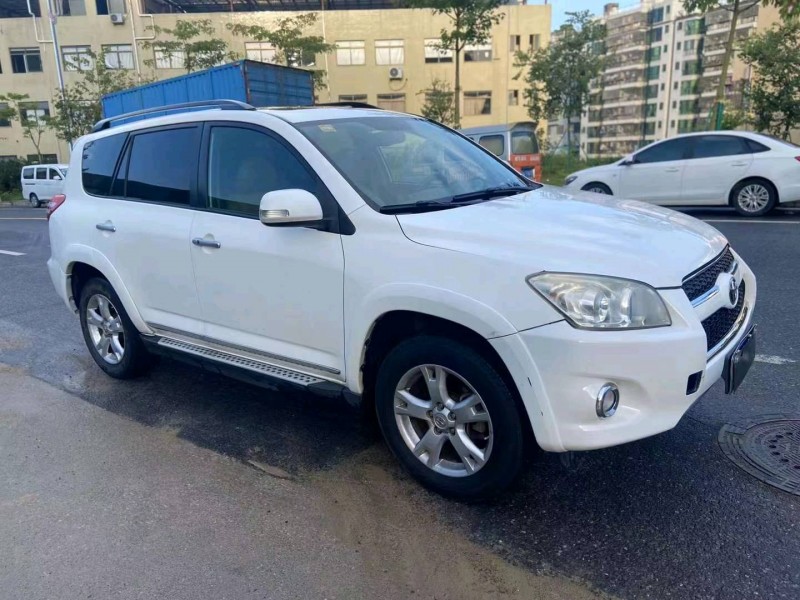 广州12年丰田RAV43