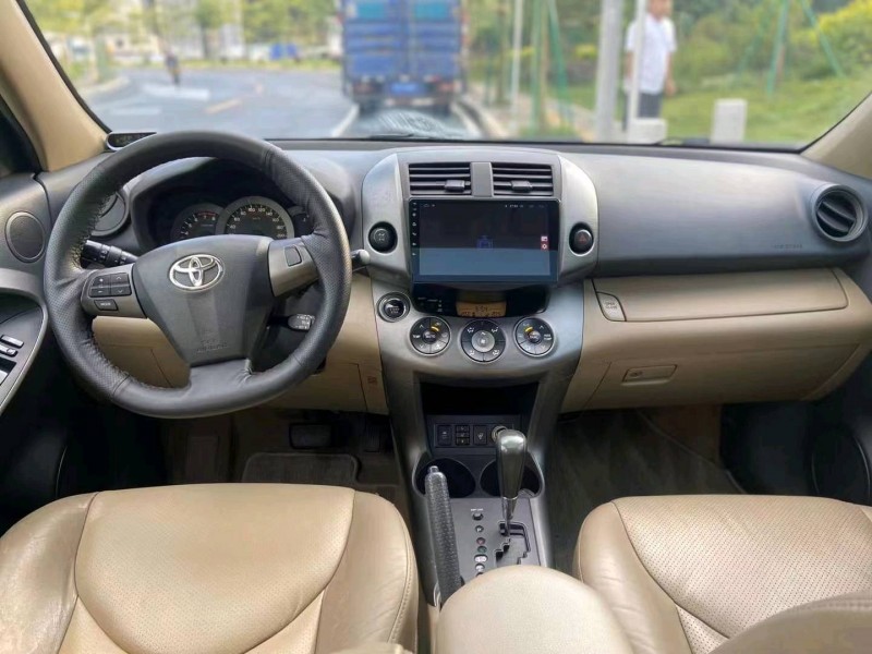 广州12年丰田RAV48