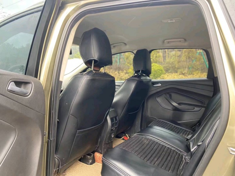 广州15年福特翼虎7