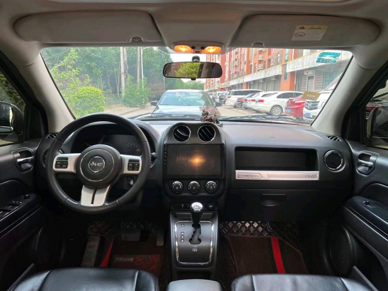 邢臺15年Jeep指南者2
