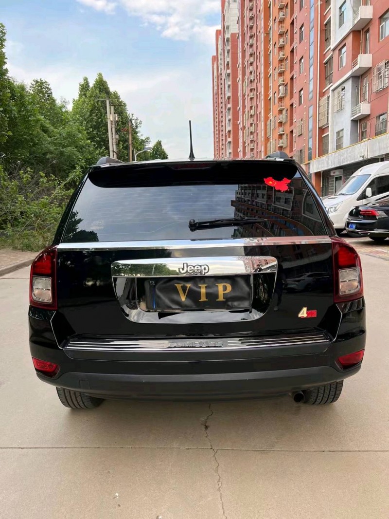 邢臺15年Jeep指南者1