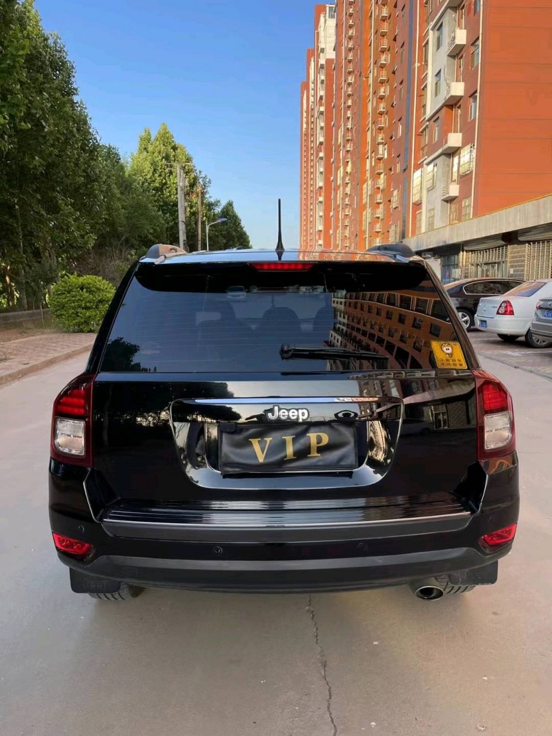 邢臺14年Jeep指南者9
