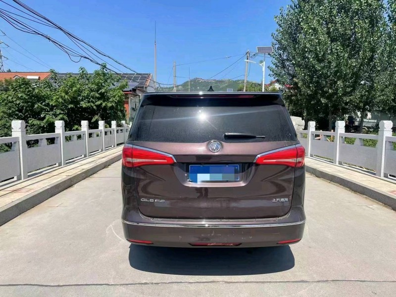 东营17年别克GL81