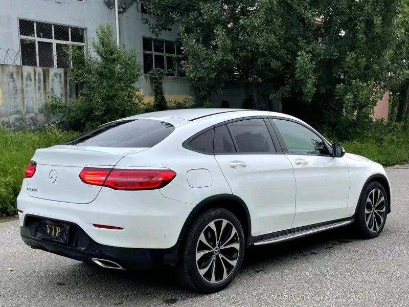 枣庄17年奔驰GLC4