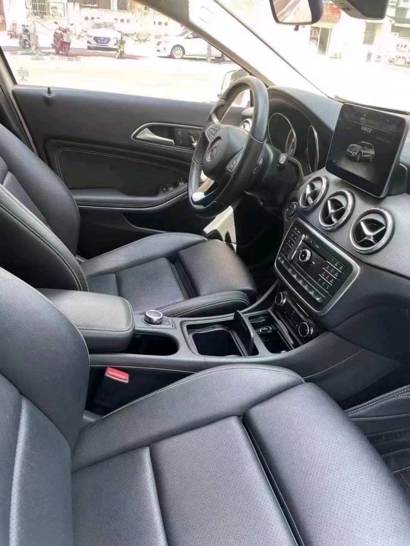 武汉17年奔驰GLA4