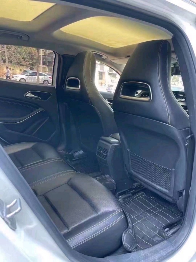 武汉17年奔驰GLA8