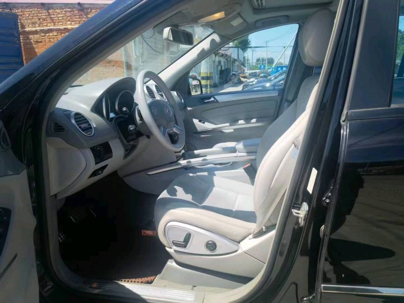 邢台11年奔驰ML5