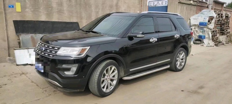 保定17年福特探险者6