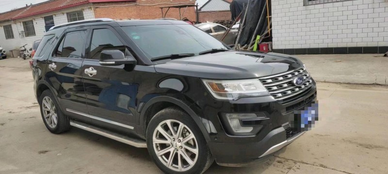 保定17年福特探险者5