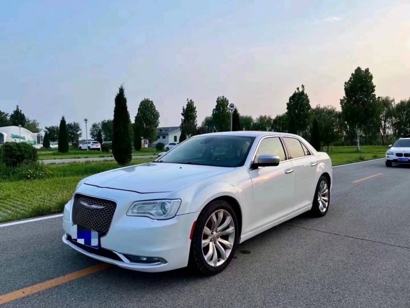 枣庄16年克莱斯勒300C3