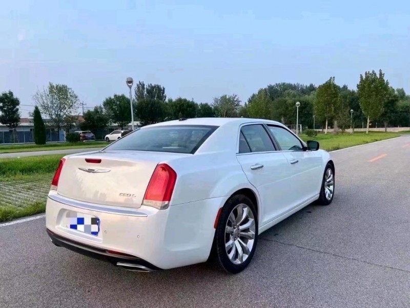 枣庄16年克莱斯勒300C7