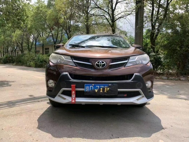 邵阳14年丰田RAV4荣放1