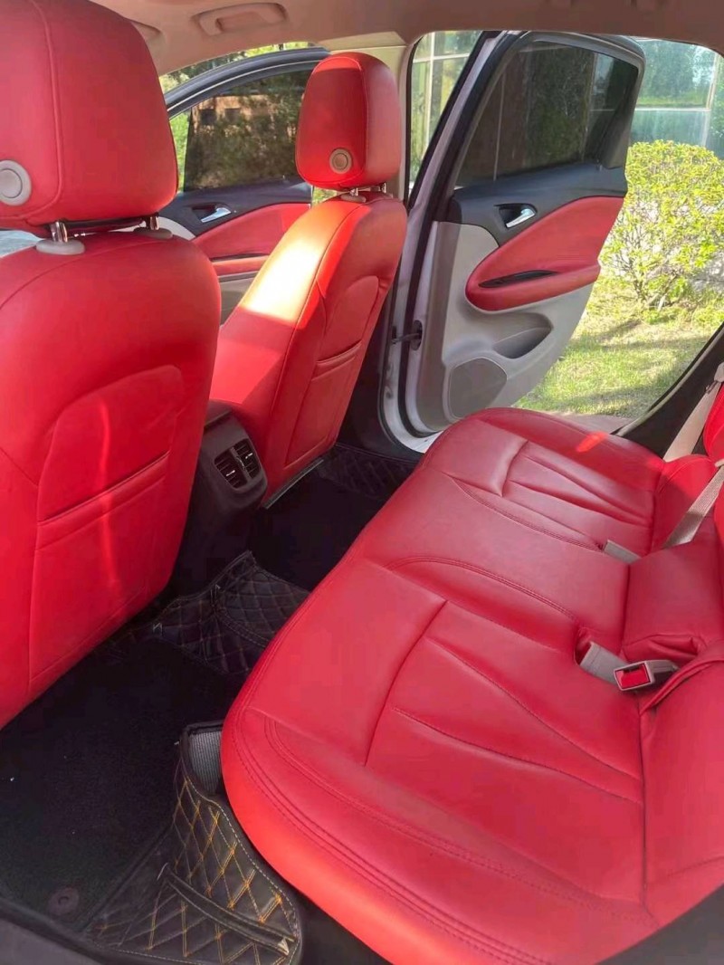 枣庄19年别克威朗6