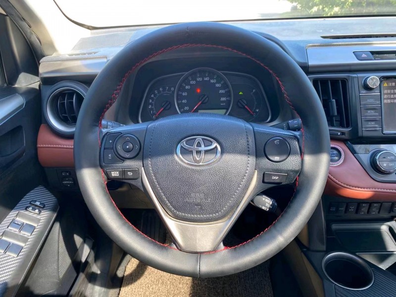 沈阳16年丰田RAV4荣放4