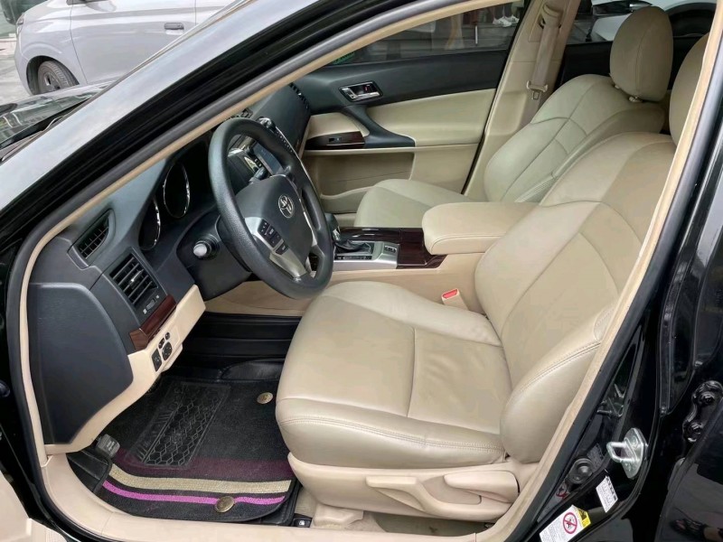 徐州13年丰田锐志5