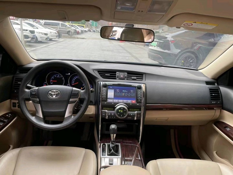 徐州13年丰田锐志4