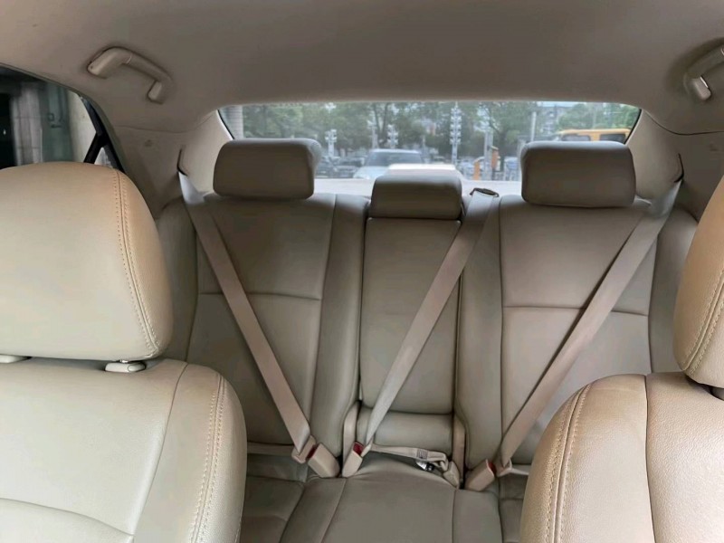 徐州13年丰田锐志6