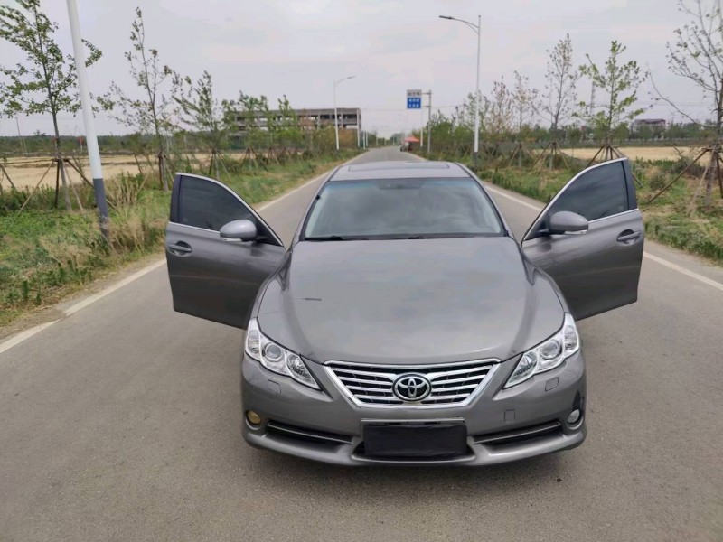 徐州11年丰田锐志1