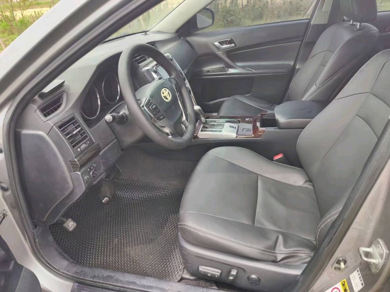 徐州11年丰田锐志3