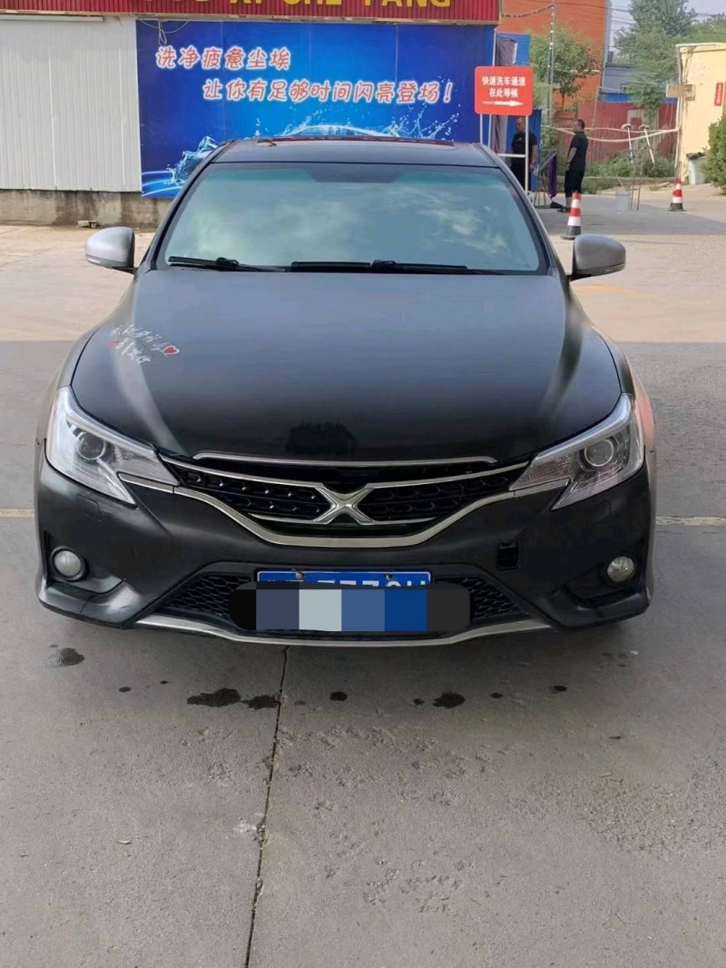 保定12年丰田锐志1