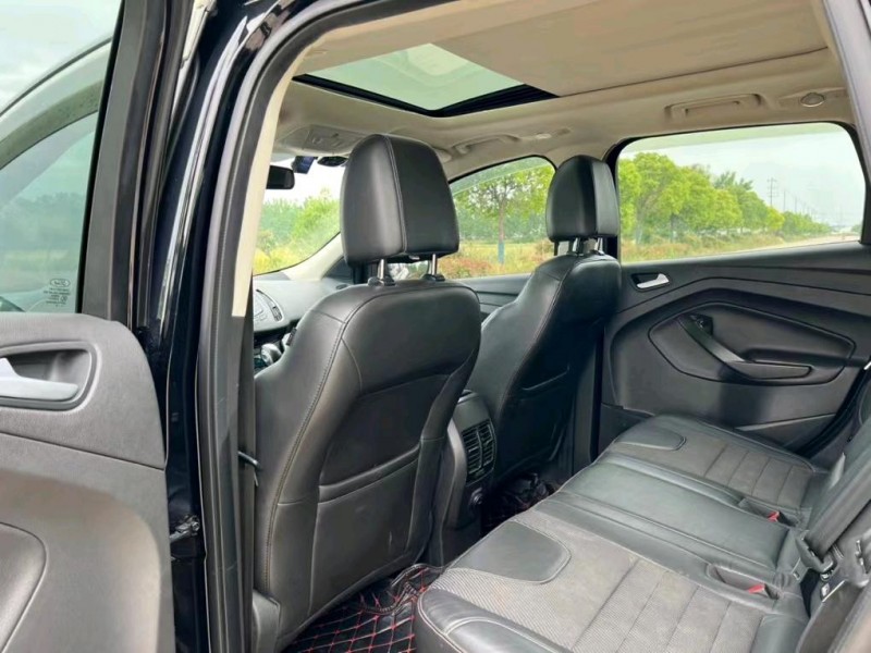 徐州16年福特翼虎6