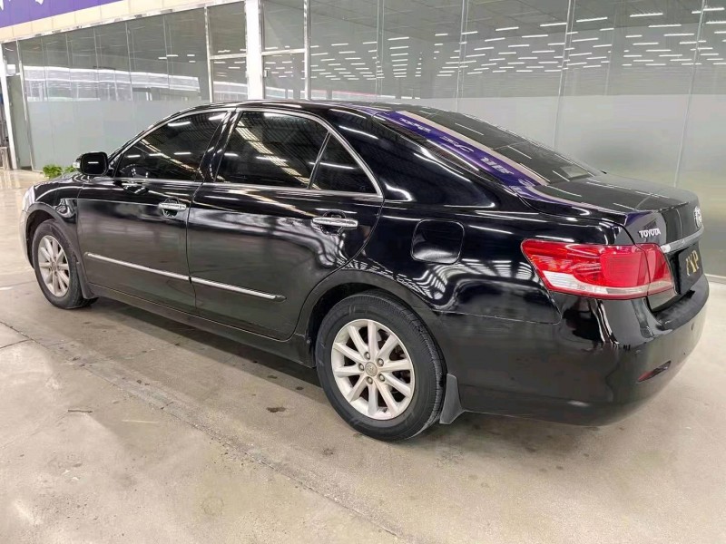 济宁10年丰田凯美瑞7