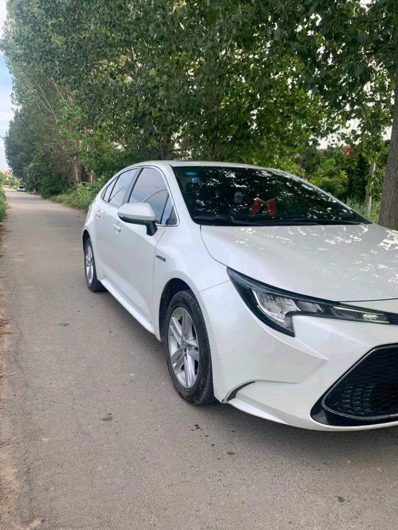 济宁20年丰田雷凌6