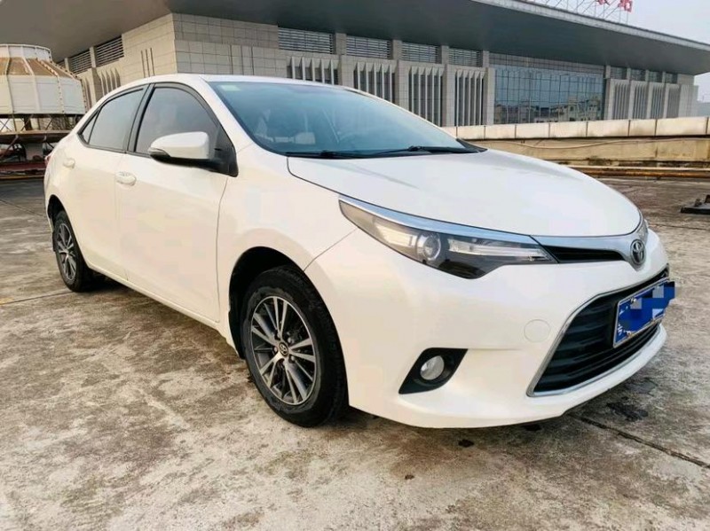 东莞16年丰田雷凌3