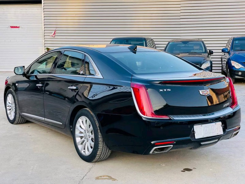 徐州18年凯迪拉克XTS7