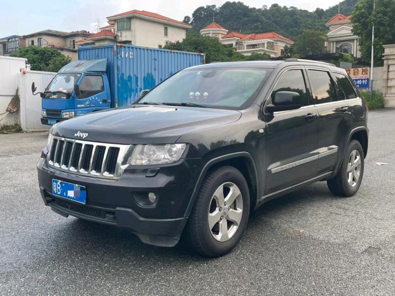 廣州13年Jeep大切諾基2