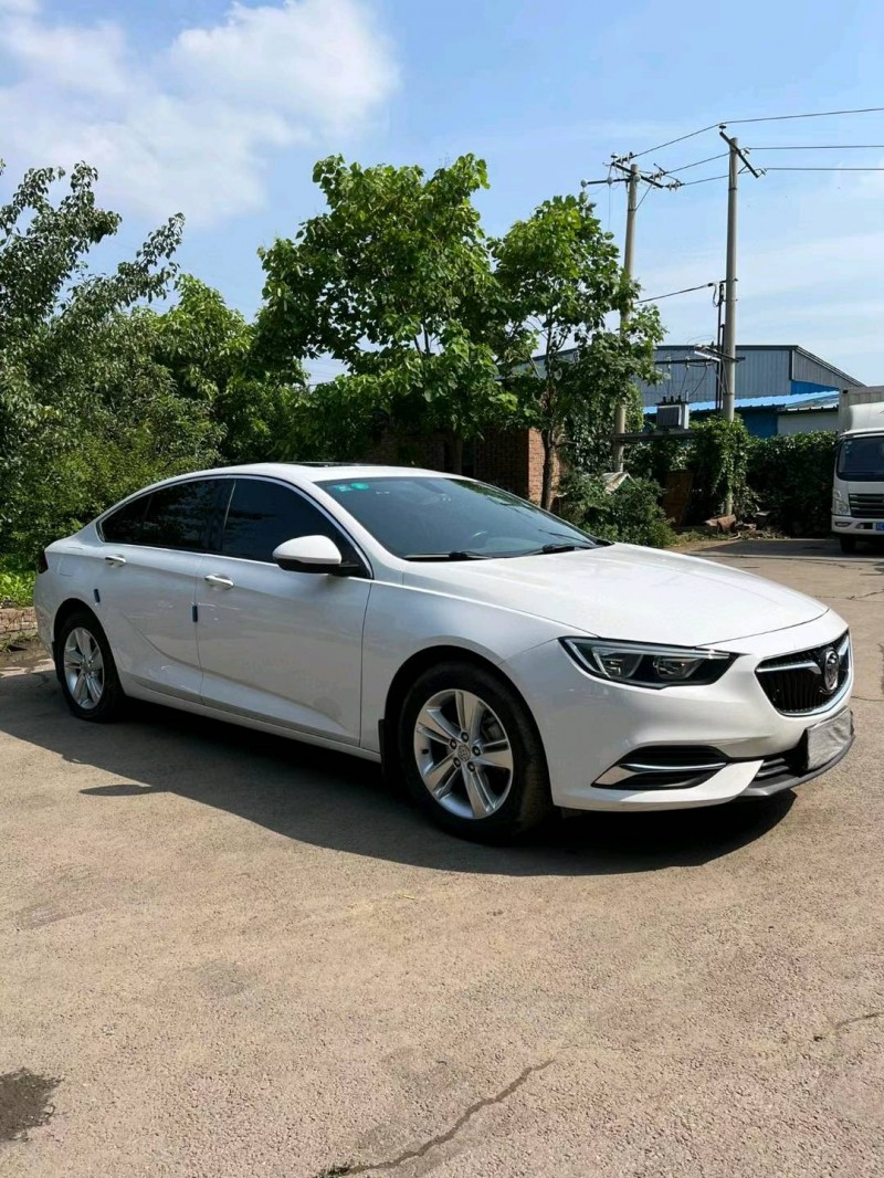 沈阳18年别克君威5