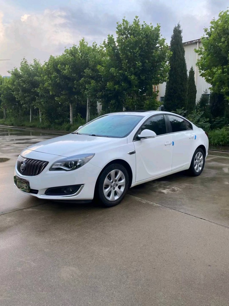 徐州17年别克君威3