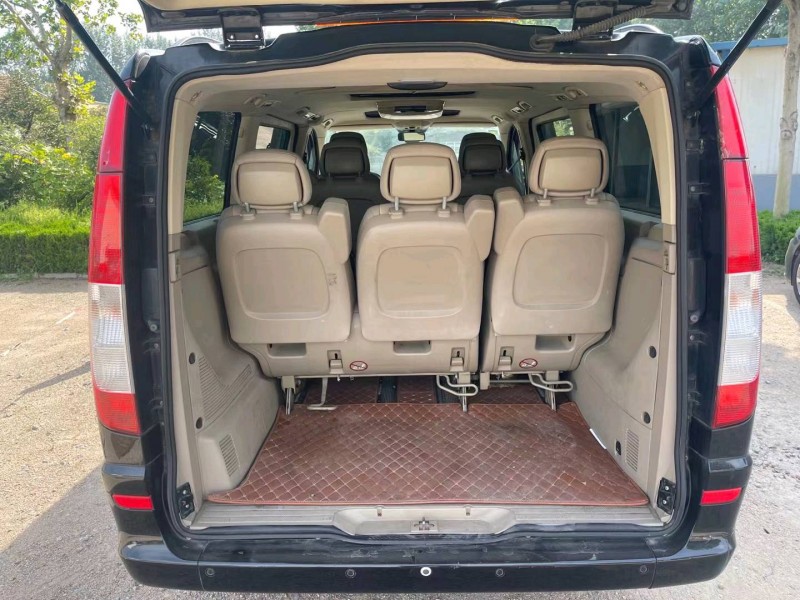 枣庄10年奔驰唯雅诺5