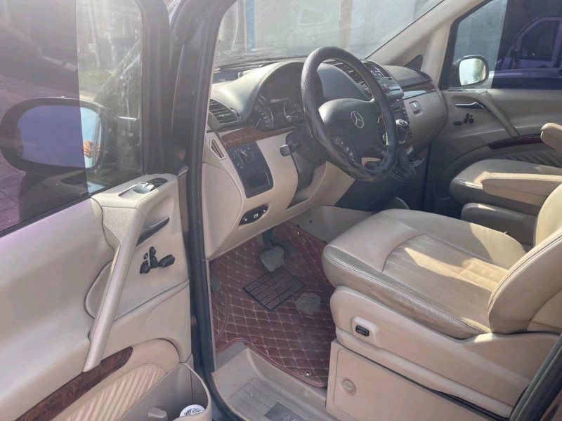 枣庄10年奔驰唯雅诺6