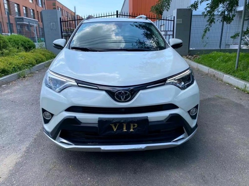 沈阳19年丰田RAV4荣放1