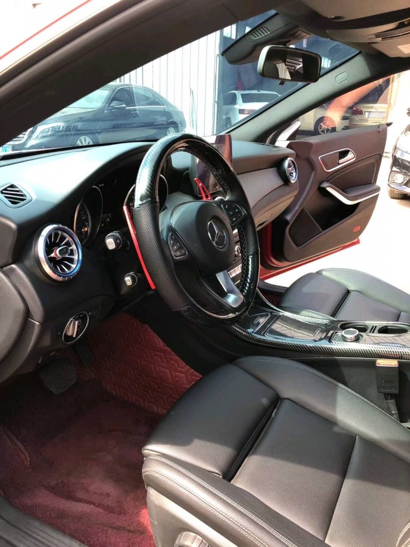 沈阳17年奔驰CLA5