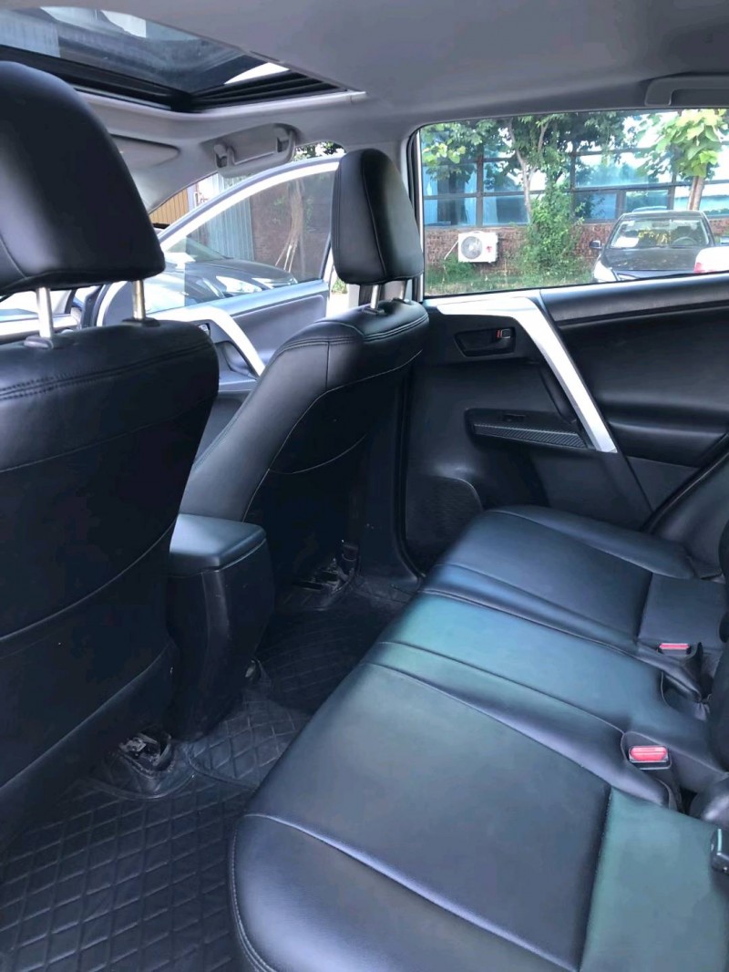 沈阳16年丰田RAV4荣放4