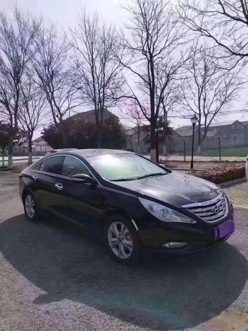 徐州13年现代索纳塔八3