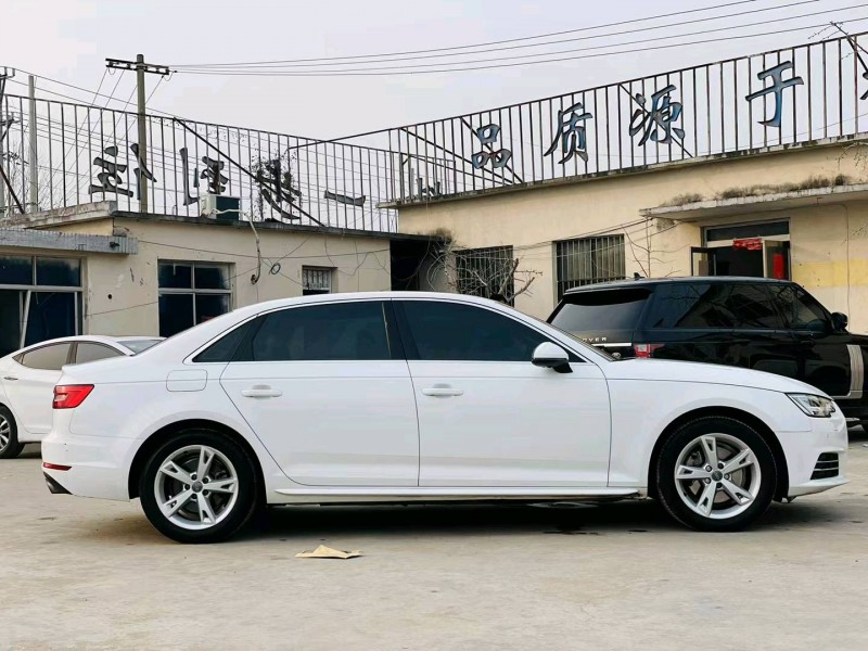 徐州17年奥迪A4L3