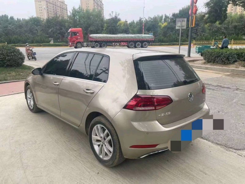 邢台18年大众高尔夫4