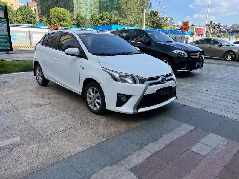 長沙15年豐田YARiS L 致炫1