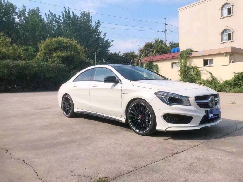 东营15年奔驰CLA7