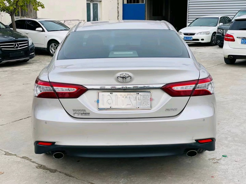徐州18年丰田凯美瑞1