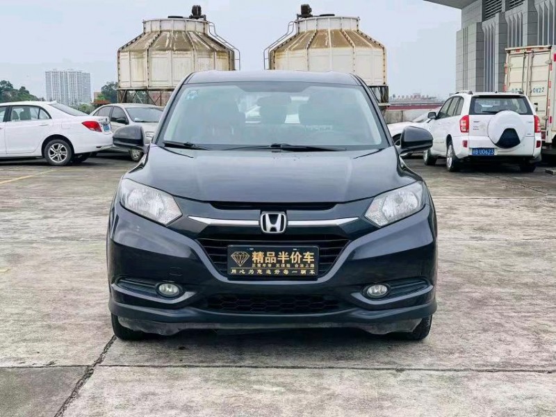 东莞17年本田缤智1