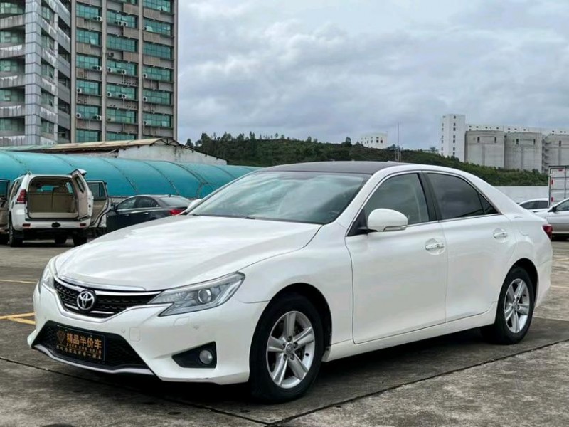 东莞15年丰田锐志2