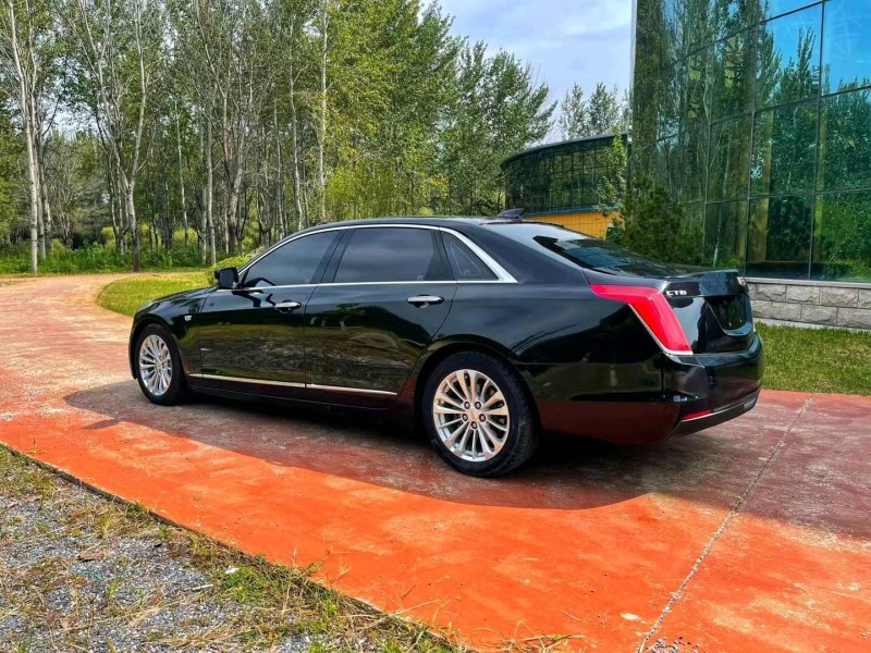 东营16年凯迪拉克CT65