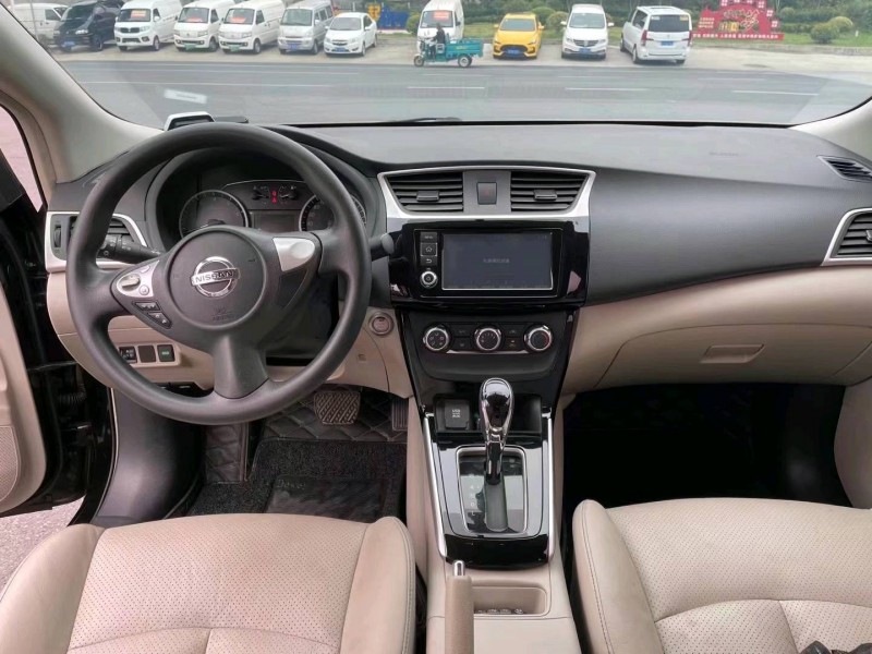 北京17年日产轩逸8