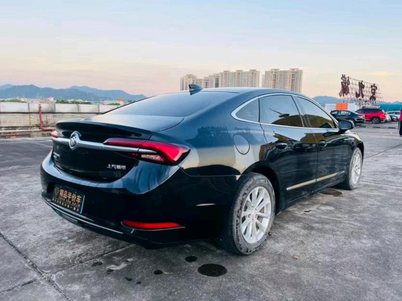 东莞21年别克君越2